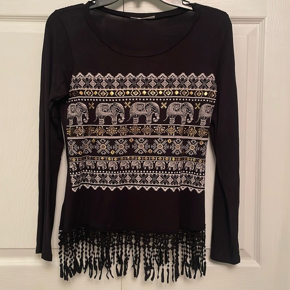 23 Love Street Elephant Print Long sleeve Top with Crochet Fringe Hemline - Picture 1 of 11
